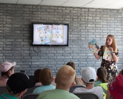 Юные читатели из средней школы № 140 г. Минска пришли в гости к журналу "Рюкзачок" Юные читатели из средней школы № 140 г. Минска пришли в гости к журналу "Рюкзачок"